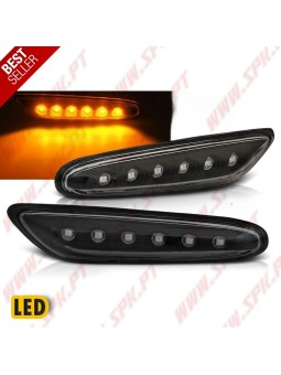 Piscas Laterais LED / Black - BMW E46 / E81 / E82 / E87 / E88 / E60 / E61 / E90 / E91 / E92 / E93 (2001-2013)