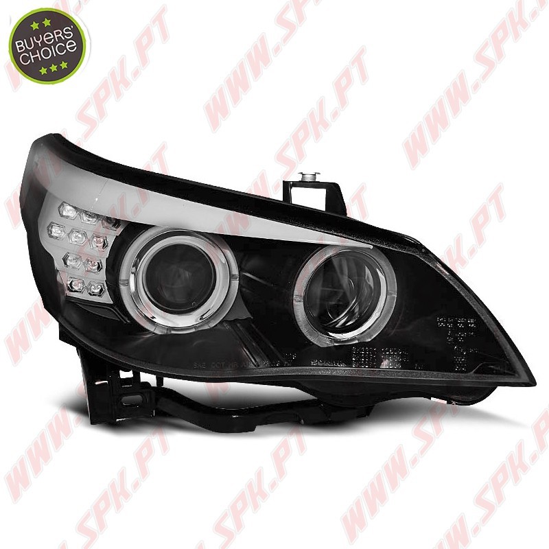 Faróis Angel Eyes - C/Pisca LED / Black - BMW E60 / E61 (2003-2007) Faróis Angel Eyes - C/Pisca LED / Black - BMW E60 / E61 (2003-2007)