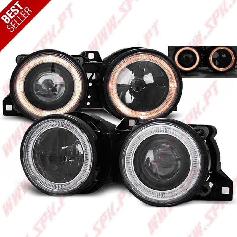 Faróis Angel Eyes Look Cross Black - BMW E30 (1982-1994) Faróis Angel Eyes Look Cross Black - BMW E30 (1982-1994)