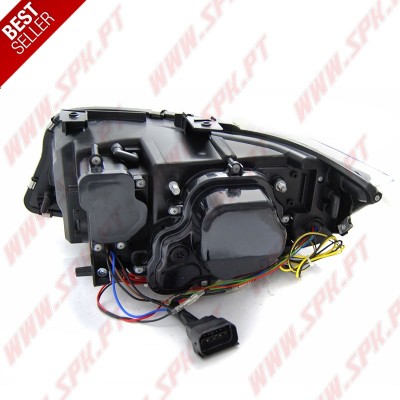 Faróis 3D XENON Angel Eyes / Black - BMW E90 / E91 LCI (2009-2011)