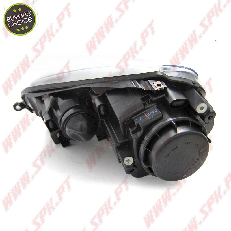 Faróis Look OEM / Black - VW Golf 5 (2003-2008) Faróis Look OEM / Black - VW Golf 5 (2003-2008)
