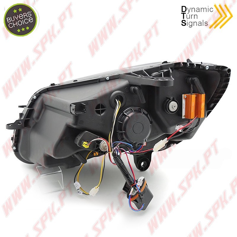 Faróis Tube Light / Black - Mercedes W205 (2014-2018) Faróis Tube Light / Black - Mercedes W205 (2014-2018)