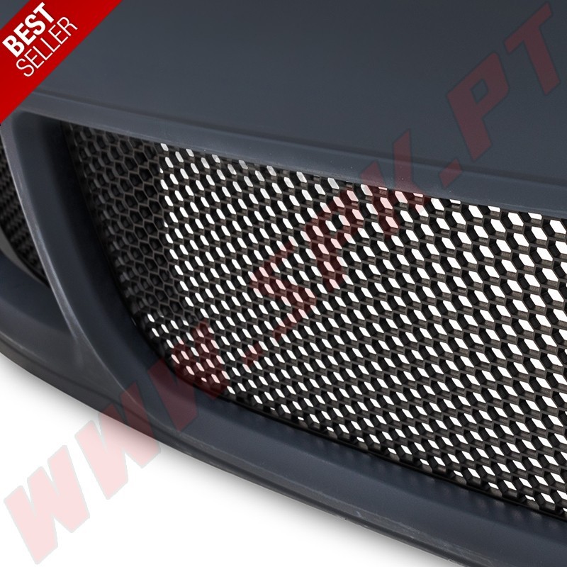 Para-Choques Frontal Look R32 C/Grelhas Favos - VW Golf 4 (1997-2004)